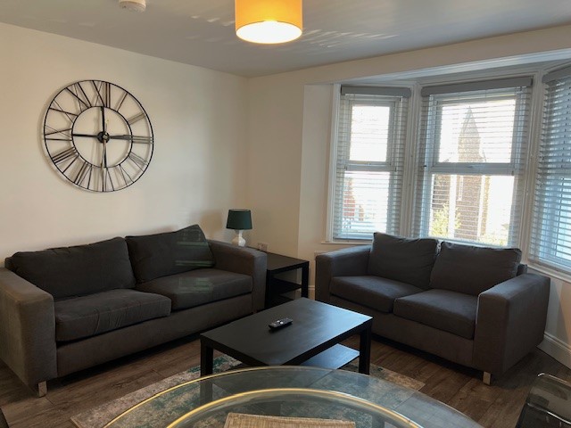 Living room 2.jpg